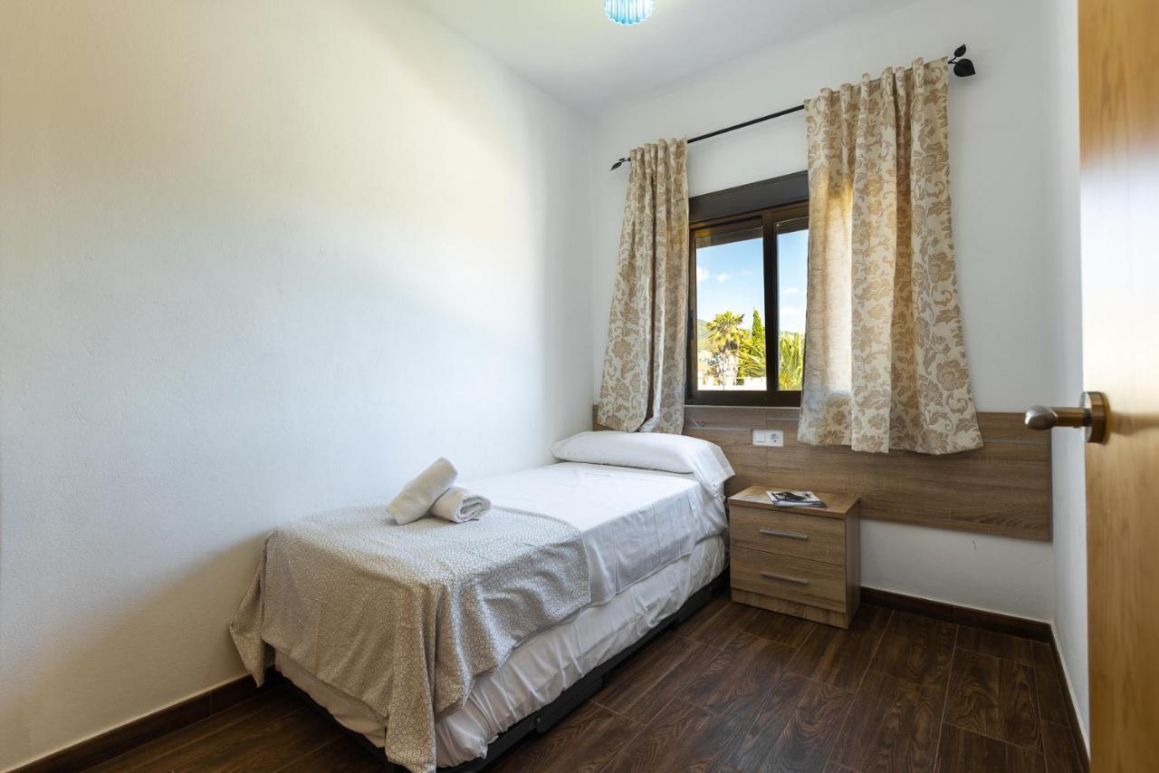 Apartamento Bolonia Sur B Apartment *