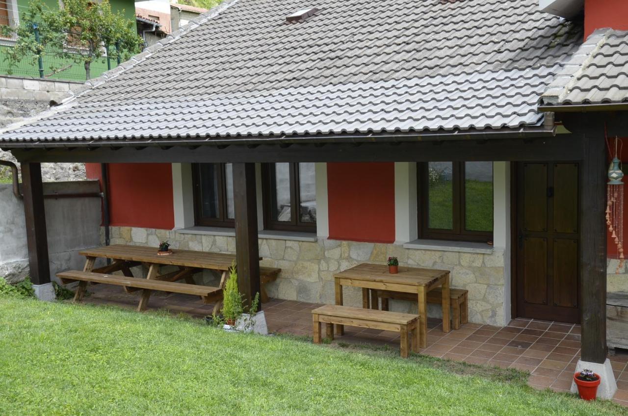 Albergue Cascoxu Hostal Llanos de Someron