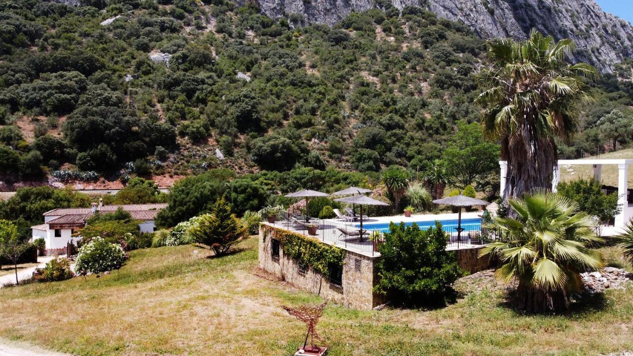 Molino Cuatro Paradas 2* Benaojan