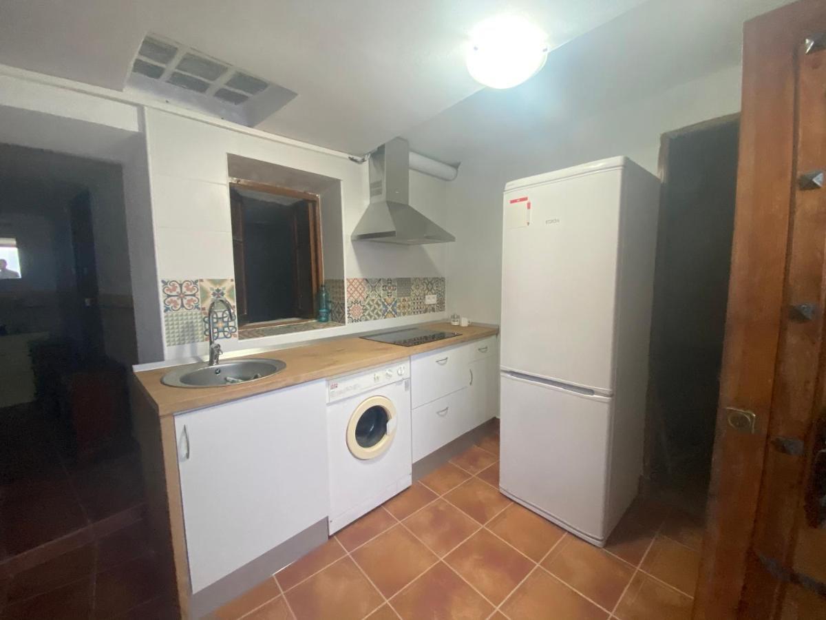 La Cueva Delola Apartment *