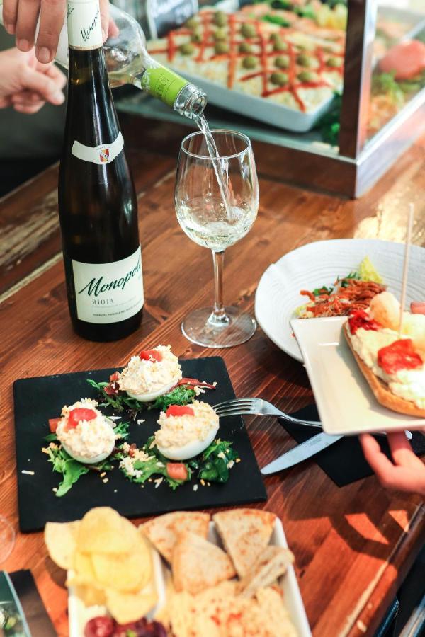 & Restaurant Marina 2*