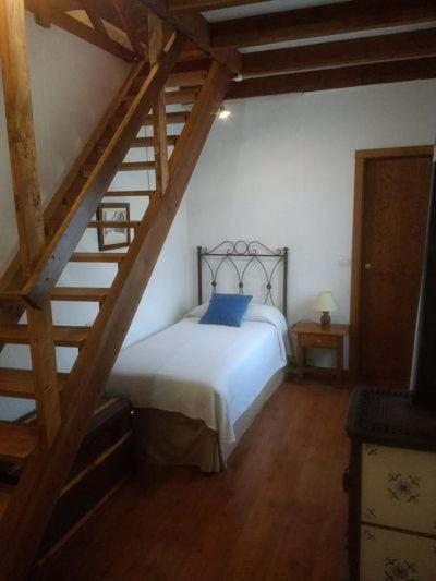 Hotel Charle 2*
