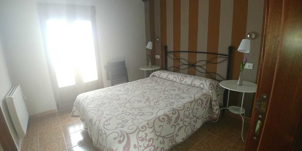Guest house Restaurante Parajes