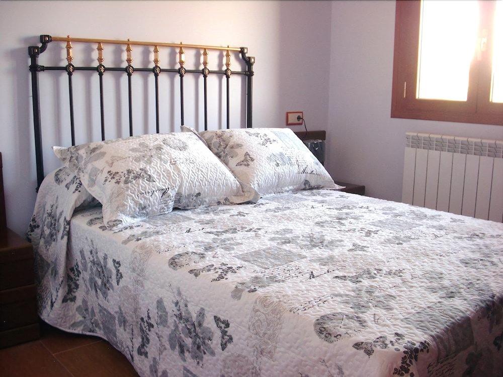 Country house Casa Larriero De Olson