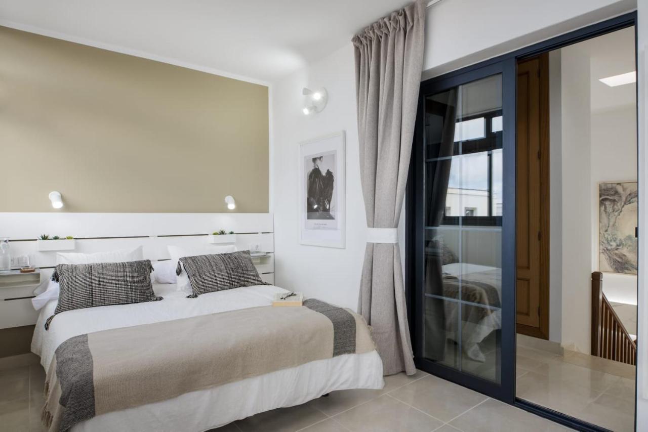 Roble Villa *