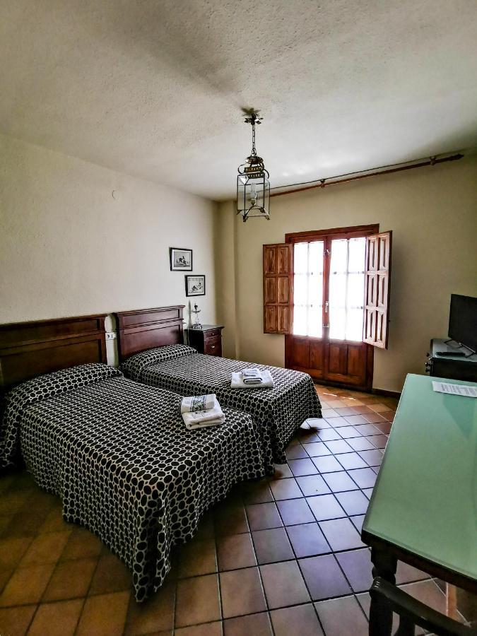 Hotel Almona 2*