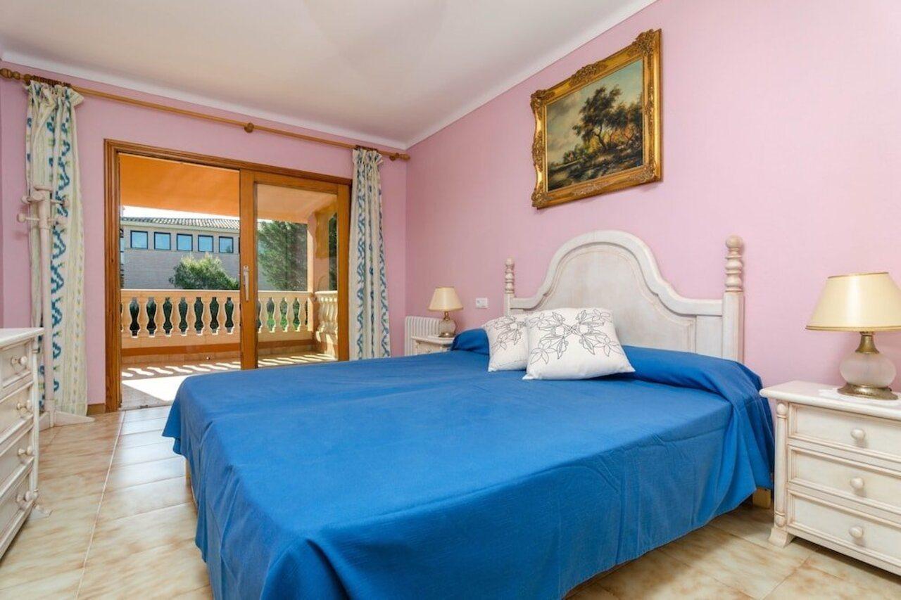 Llampudol Hotel *