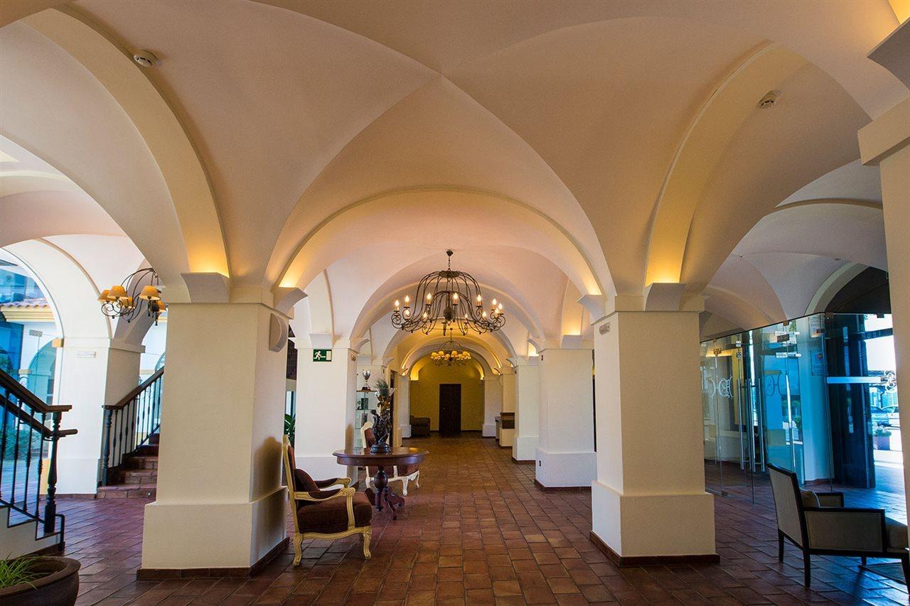 Hospedium Cortijo Santa Cruz Hotel 4*