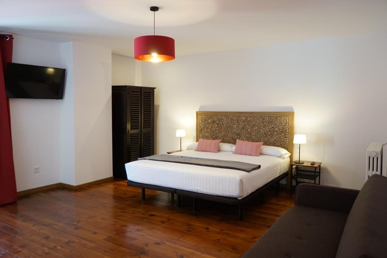 Fonda Biayna Hotel 2*