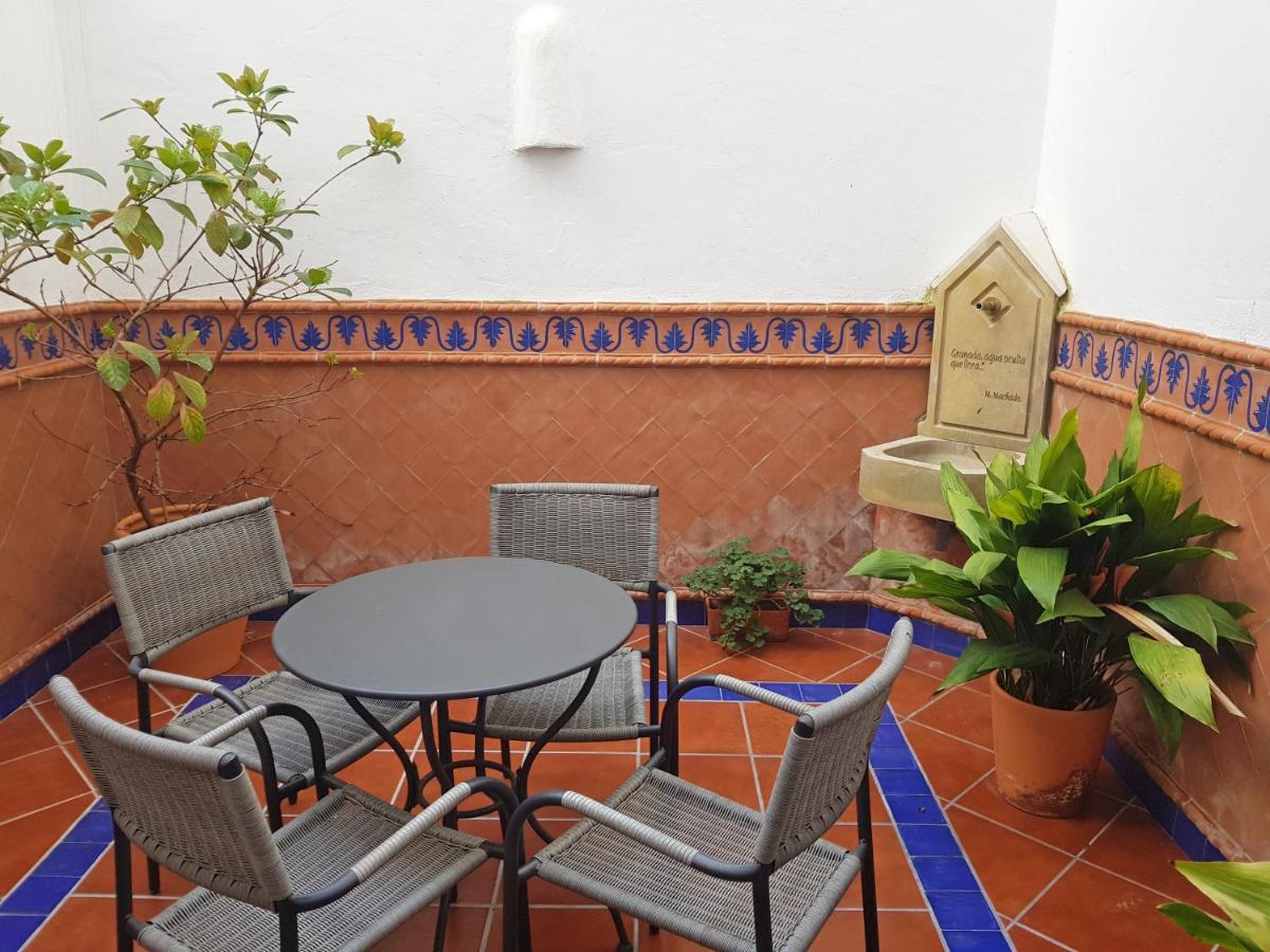 Apartment Apartamentos Caballerizas Granada Con Parking Gratuito En Pleno Centro