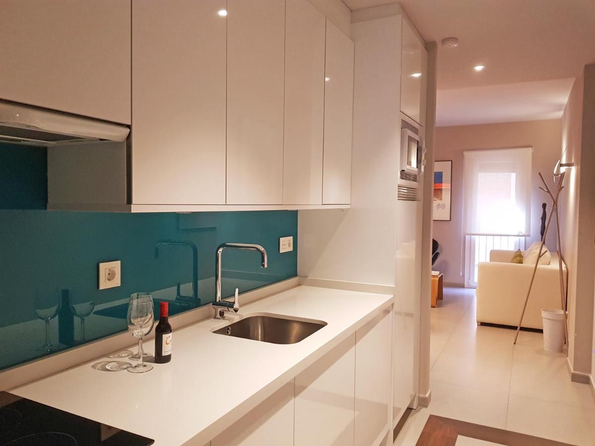 Apartamentos Caballerizas Granada Con Parking Gratuito En Pleno Centro * Granada