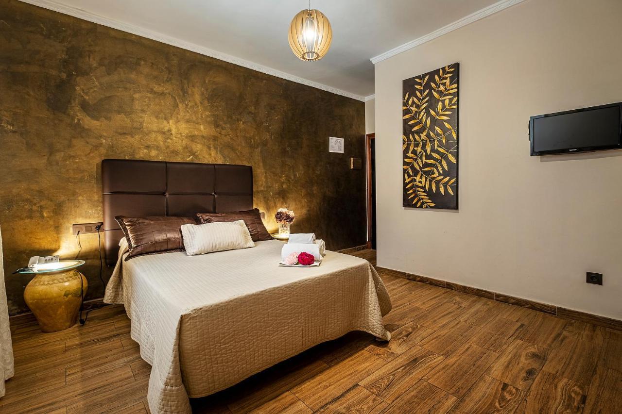Hotel Gines * Gines