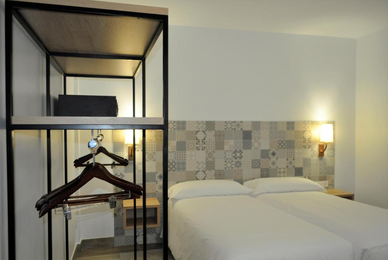 Hotel Restaurante De 3*