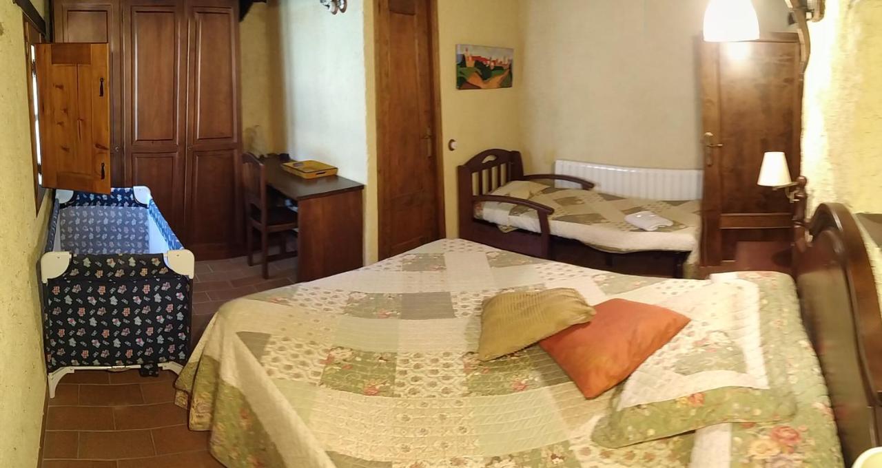 Masia Can Felip Country house *