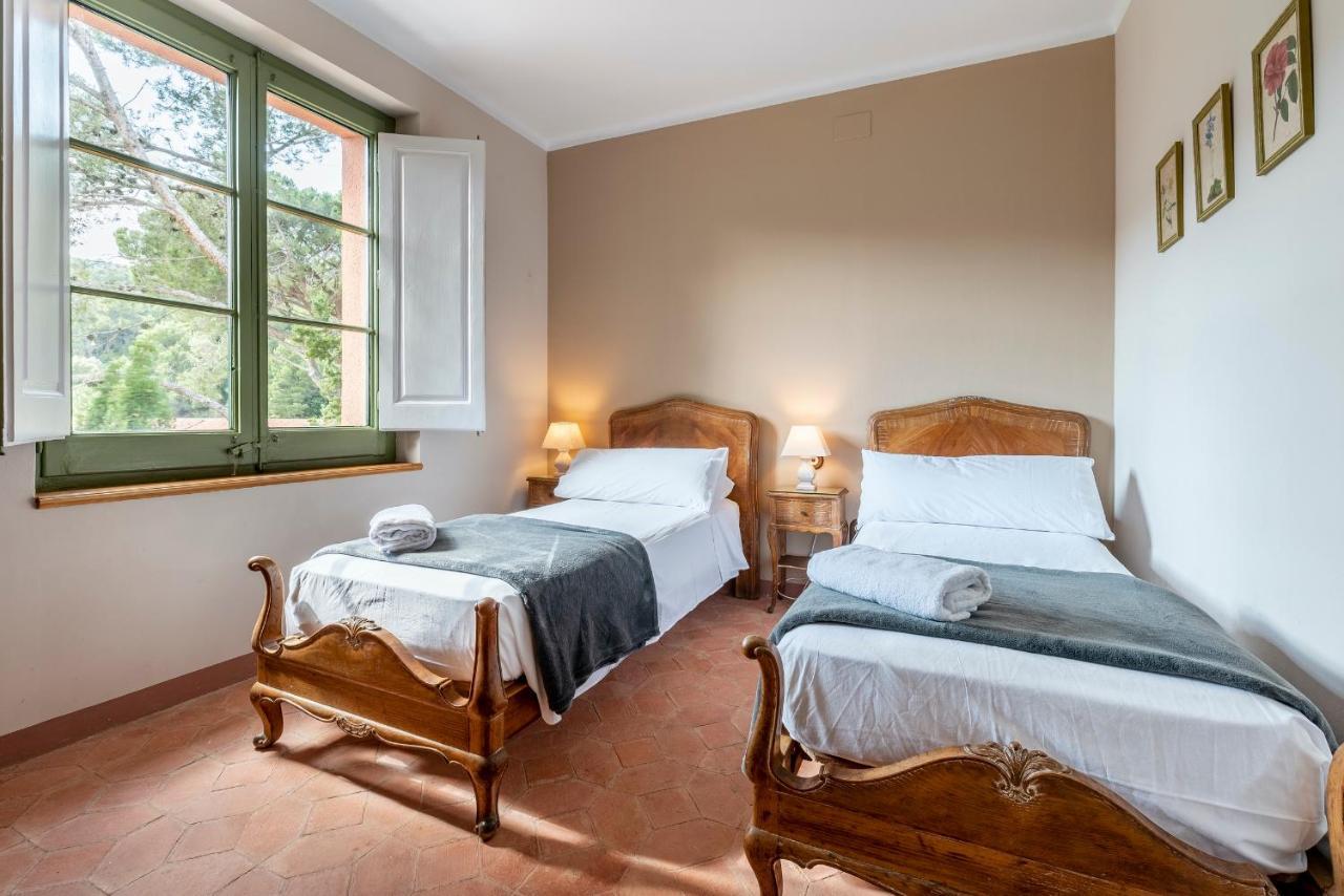 Mas Barbat Villa *