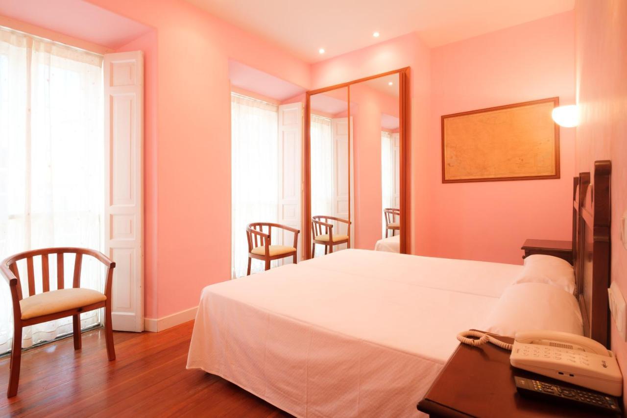 Hotel Playa De 2*
