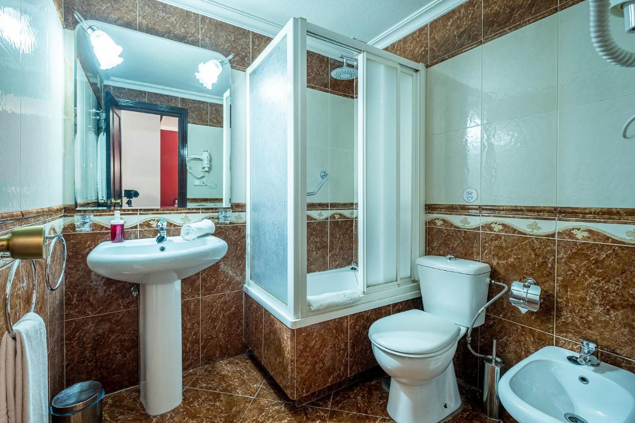 Hotel Gines Love hotel