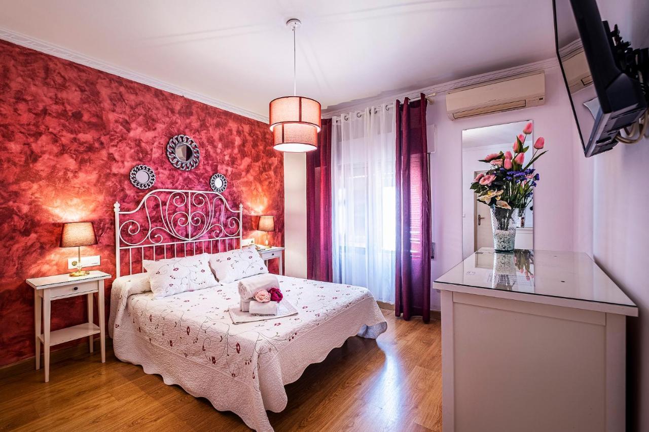 Hotel Gines Gines