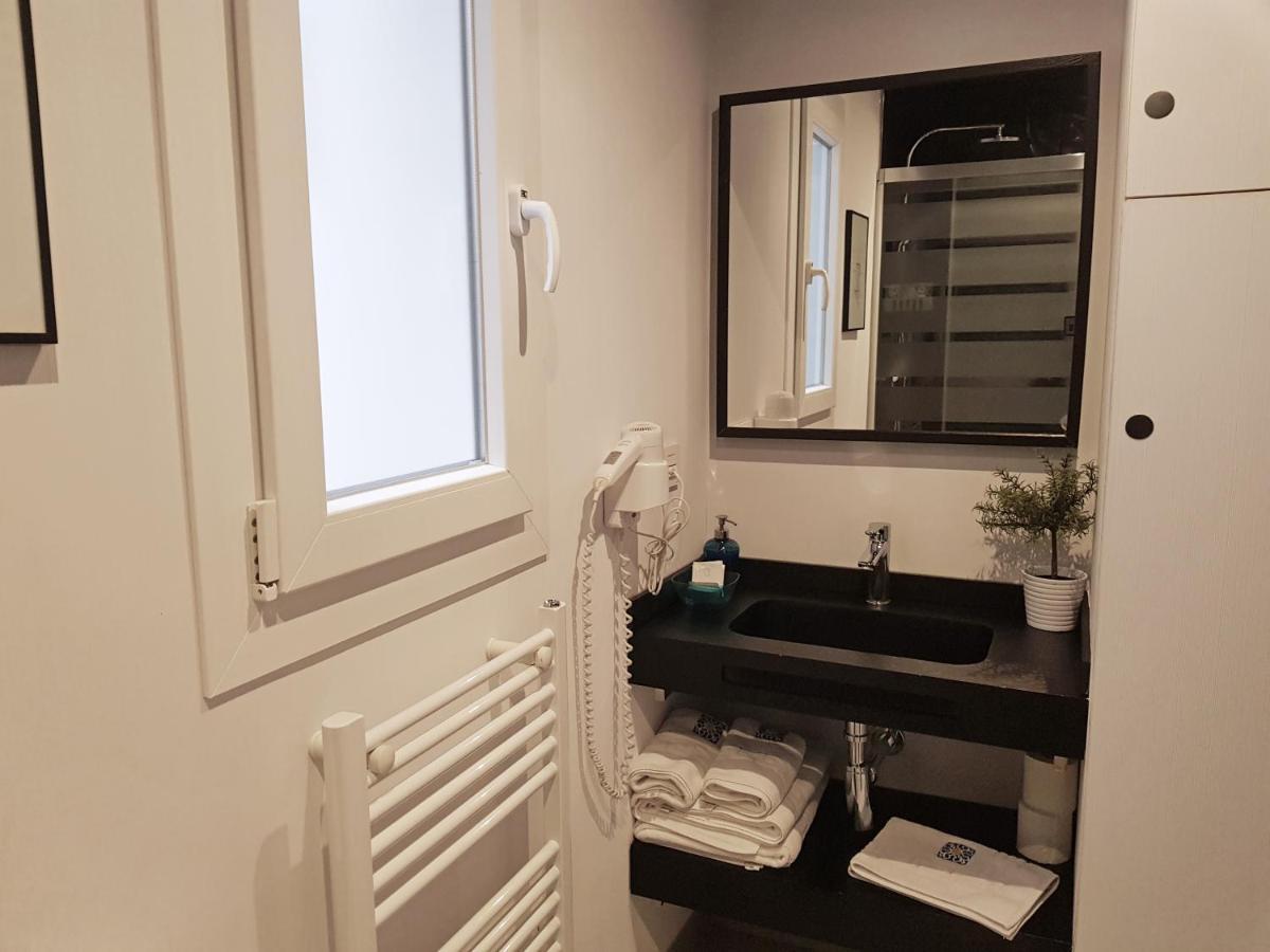 Apartamentos Caballerizas Granada Con Parking Gratuito En Pleno Centro Apartment *