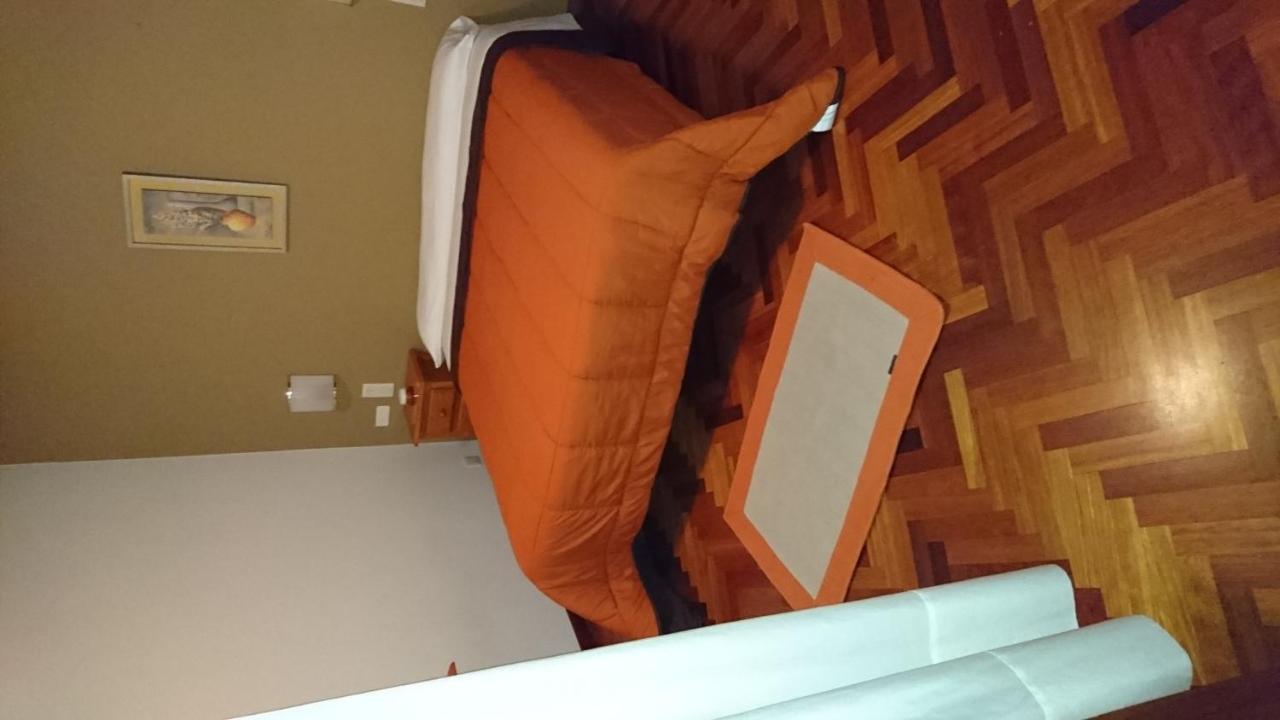 Santa Clara Guest house *