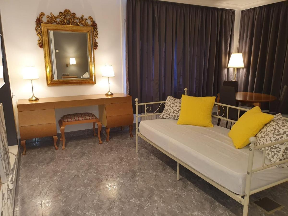Volcanic Rural Mas La Garrinada Country house