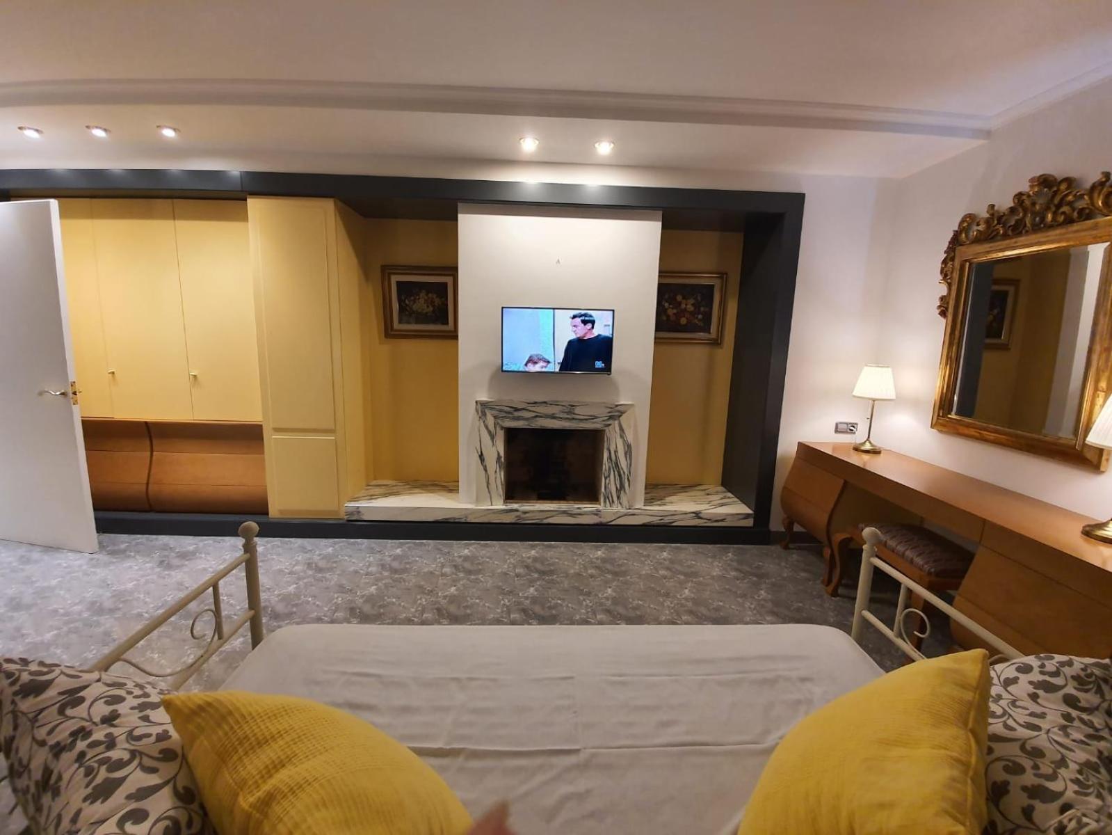 Country house Volcanic Rural Mas La Garrinada Olot