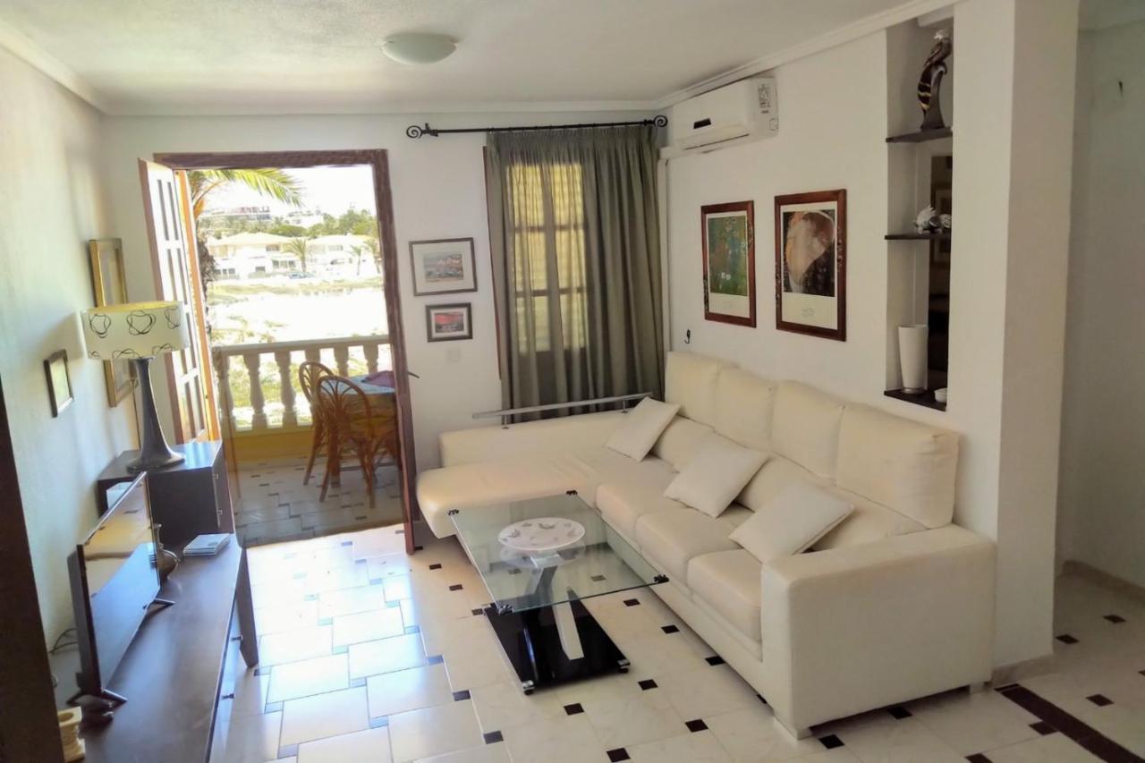 Shoal Apartment *