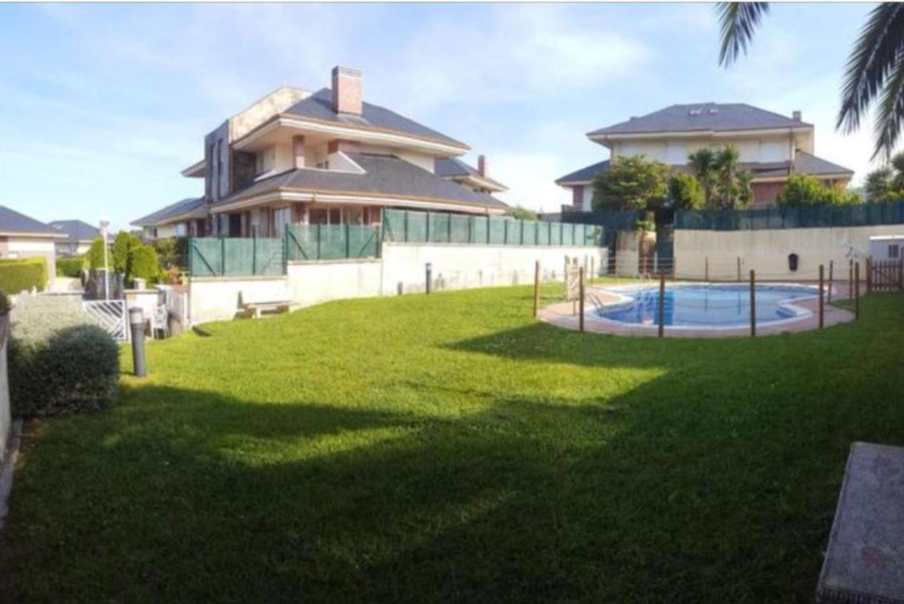Chalet Adosado Con Encanto Junto Al Mar, En Holiday home