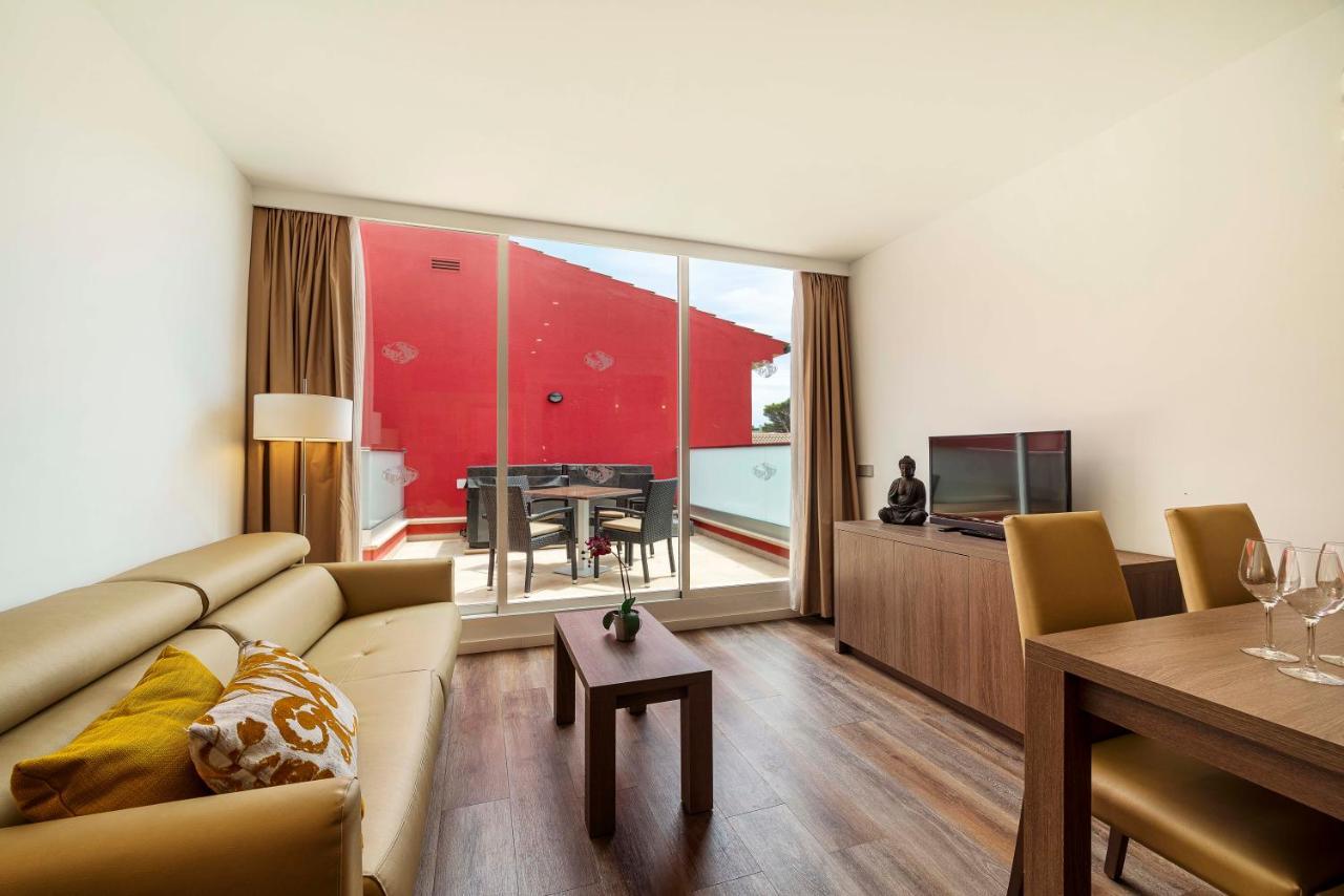 Paradise Residencial Aparthotel