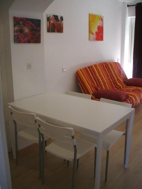 Isla De Apartamento Rosas