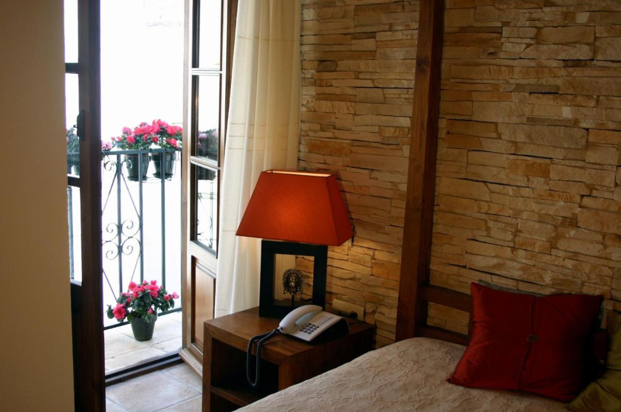 Hotel La - Old Town *
