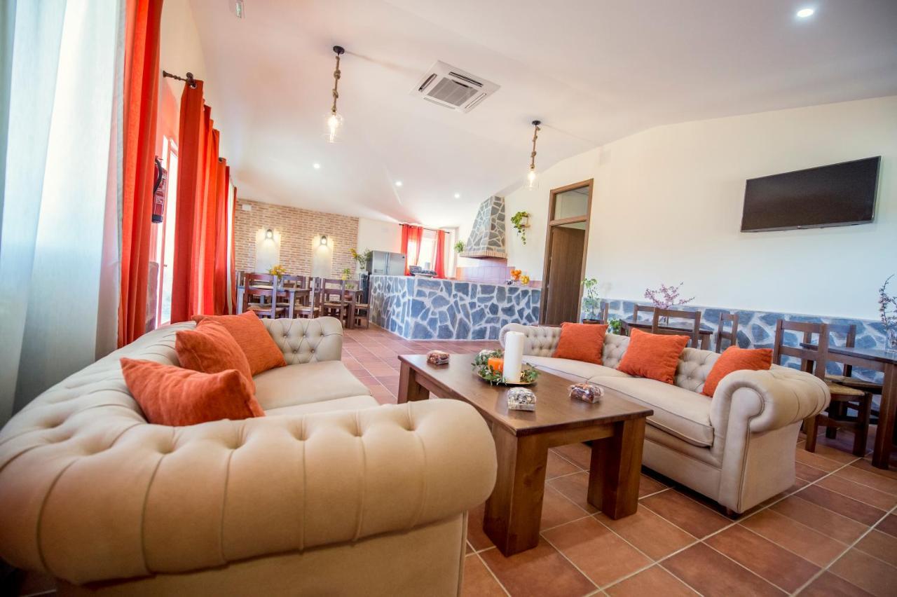 Hotel Encinar De Flores