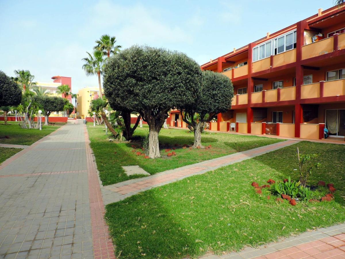 Residencial La Caleta / Fuerteventura * La Oliva