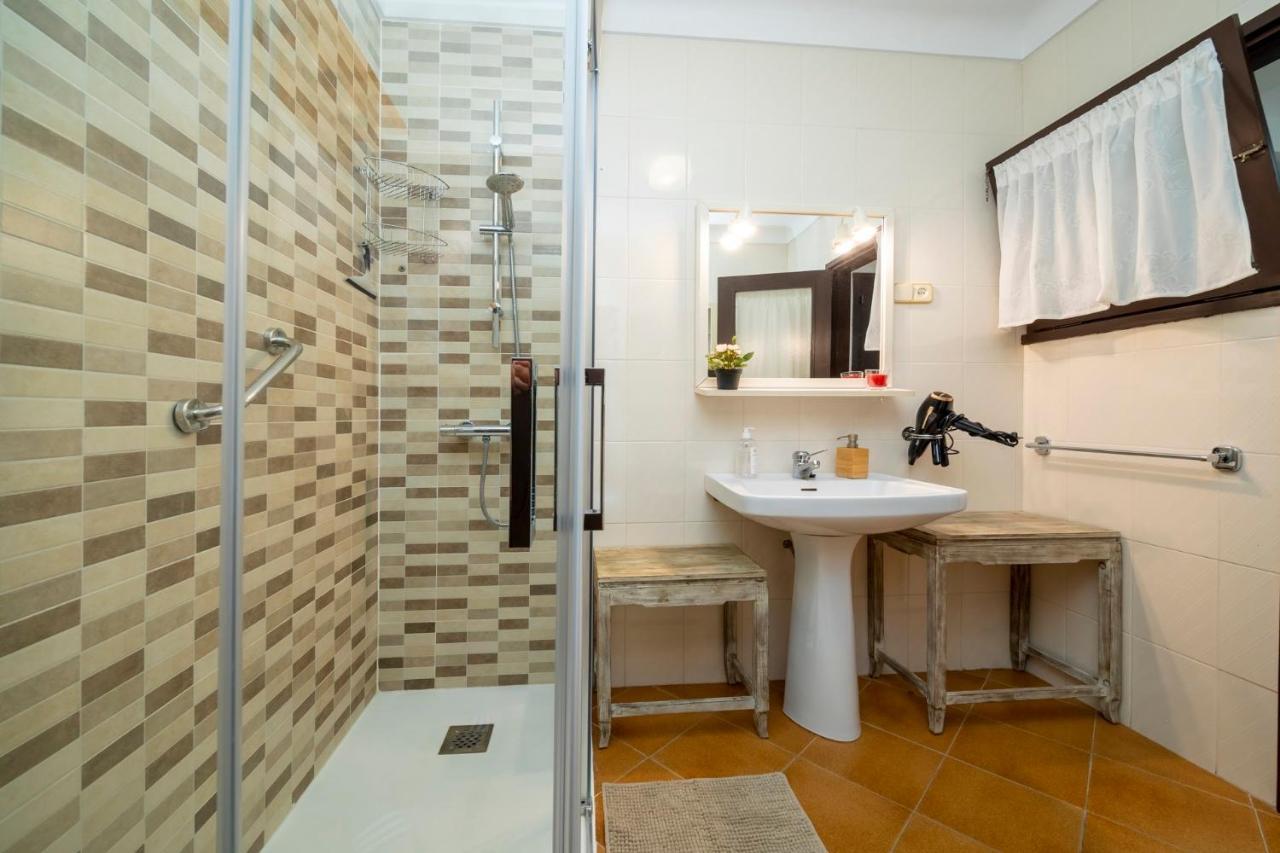 21 Sleeps Private Pool & Bbq Near Barcelona