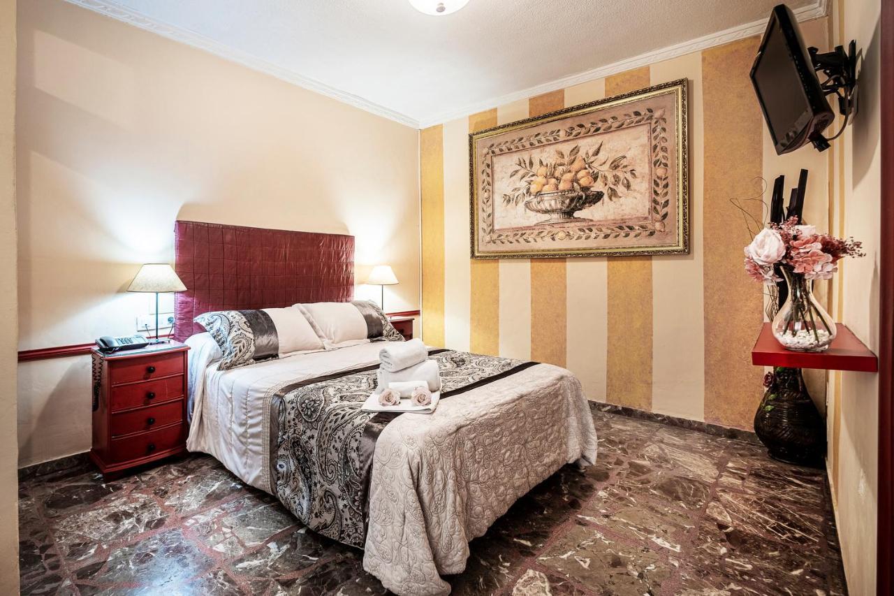 Hotel Gines Hotel del amor Gines