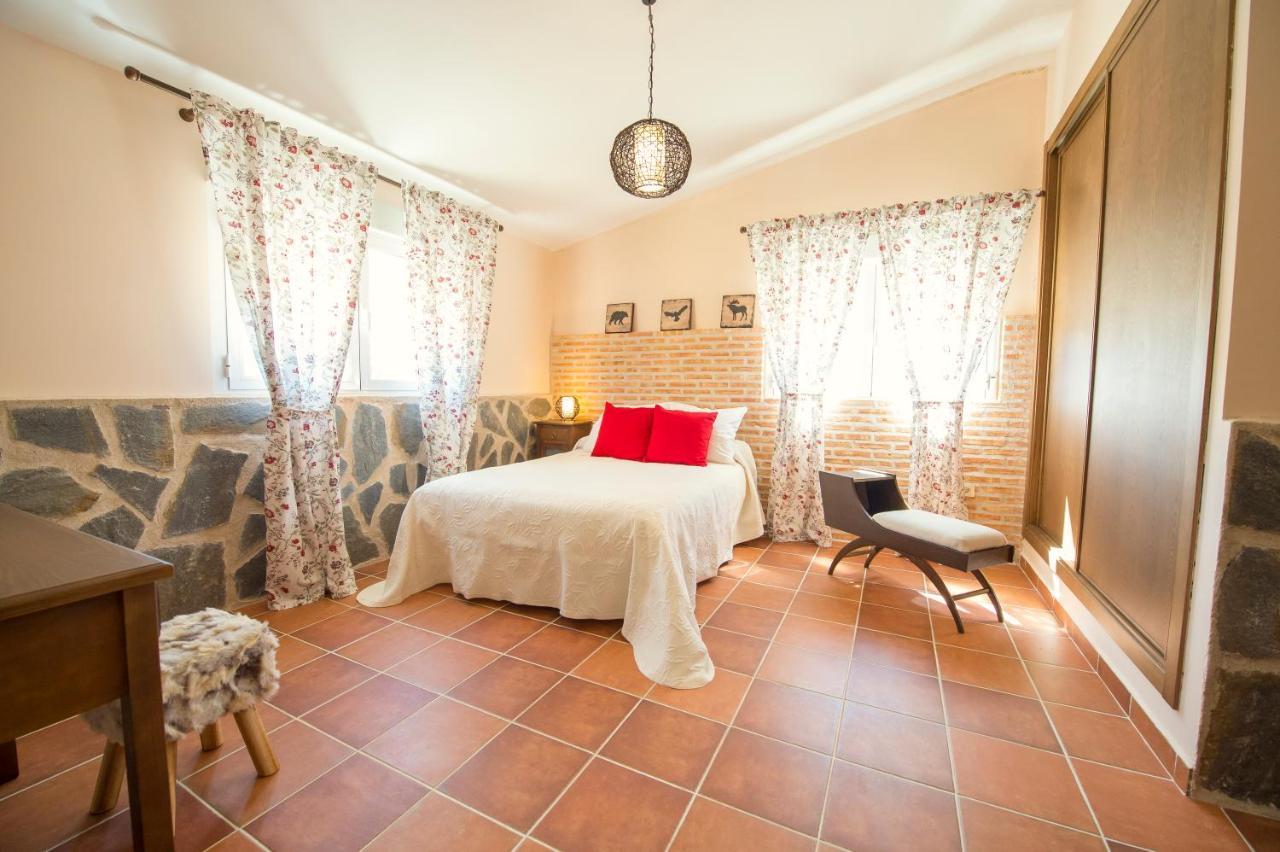 Encinar De Flores Hotel Los Navalucillos