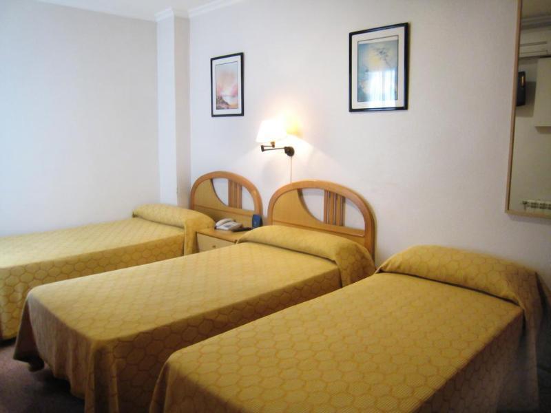 Pensimar Guest house El Altet