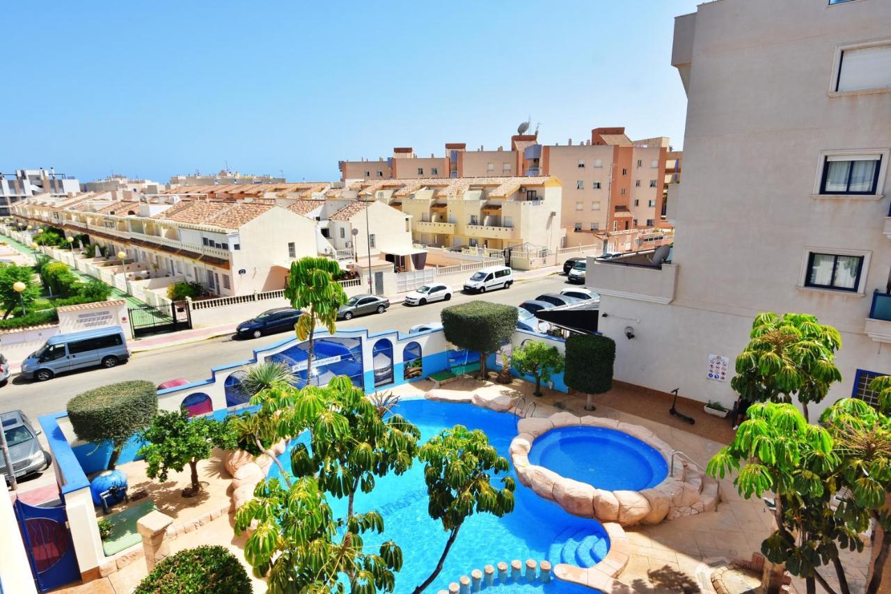 He Cabo Roig Strip *