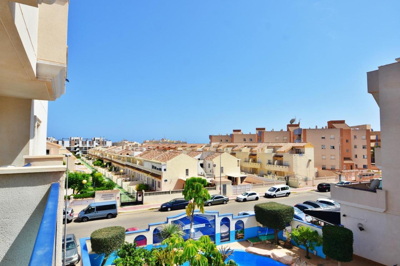 He Cabo Roig Strip Oriola (Orihuela)