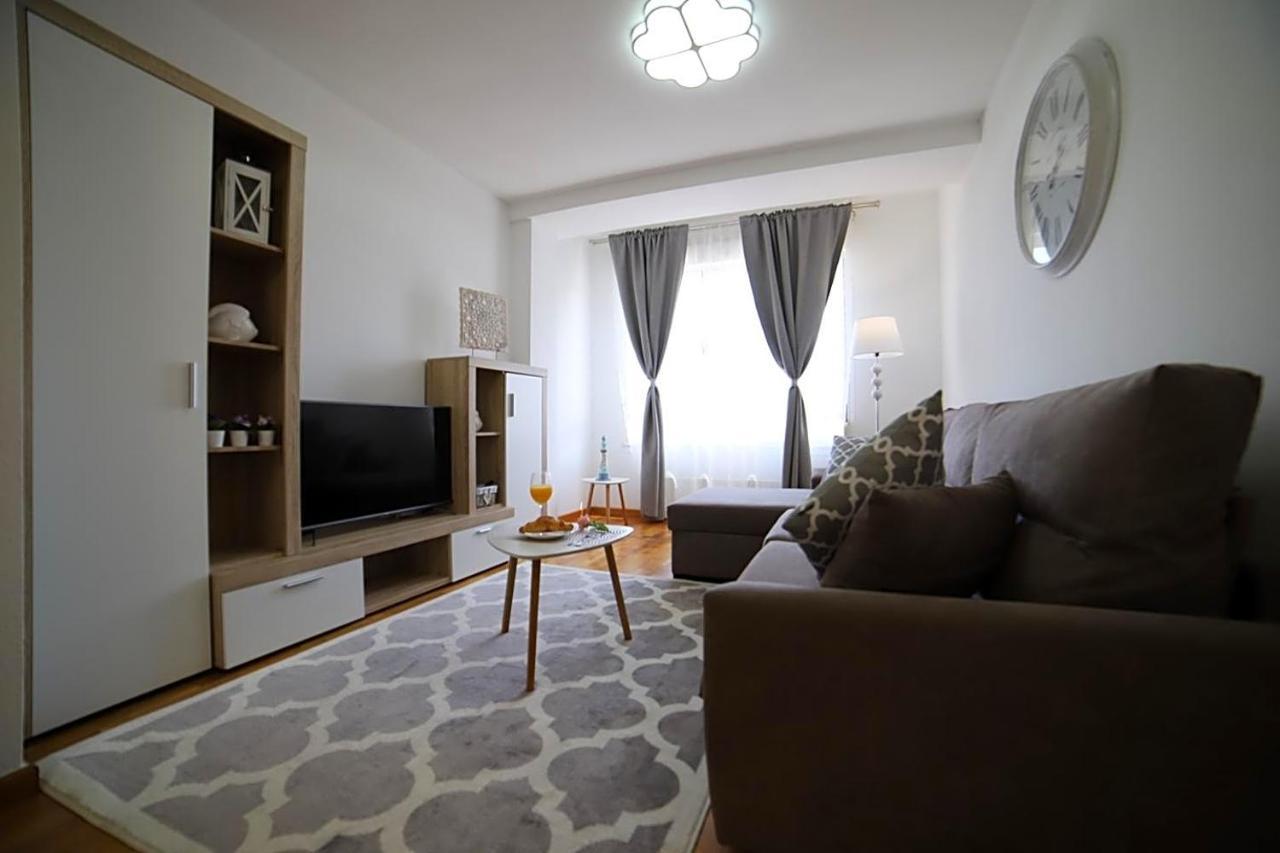 La Luz Del Arbeyal - Garaje Apartment Gijon