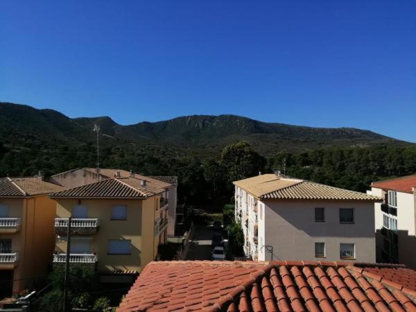 Can Pau Guesthouse *