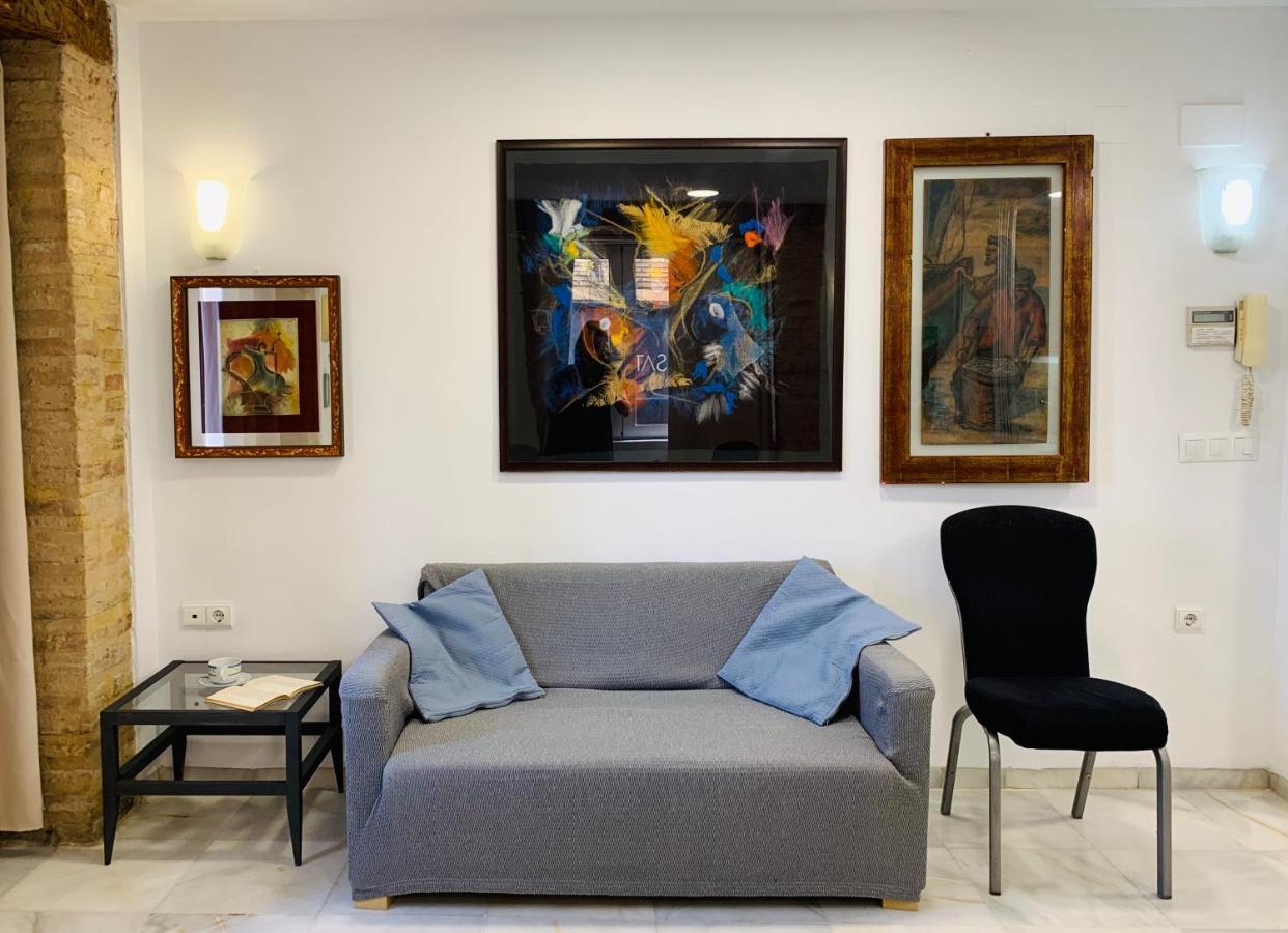 Serrano Park Apartment