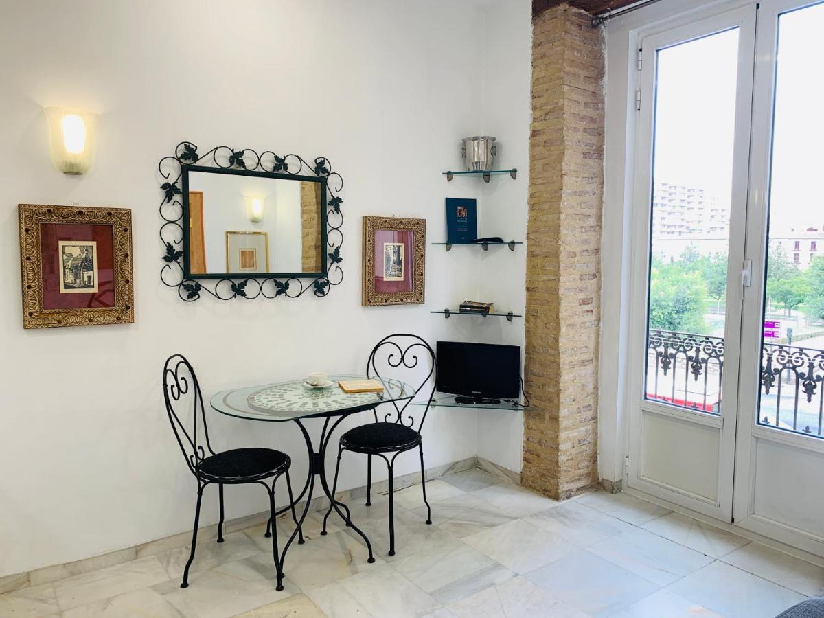 Serrano Park Apartment