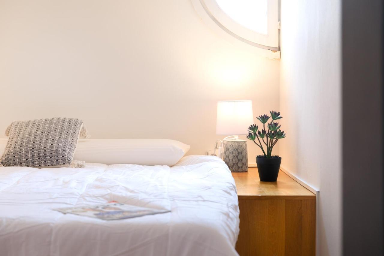 Flateli Sant Felix Apartment *