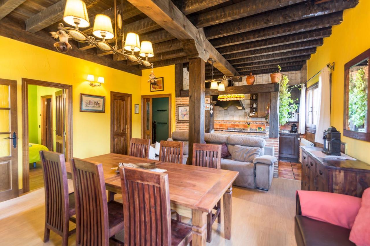 El Nido Del Mirlo Holiday home Casarejos