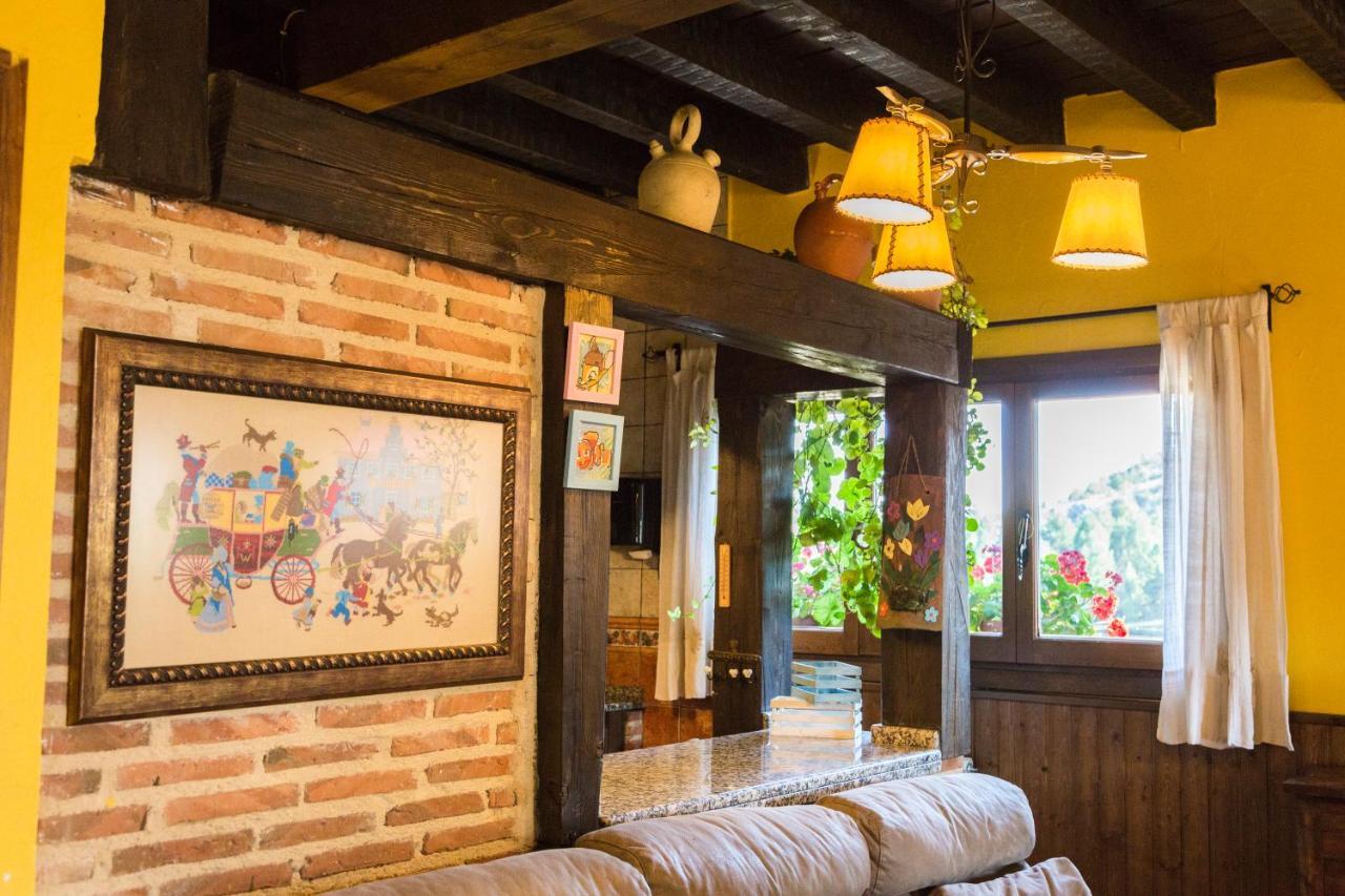 Holiday home El Nido Del Mirlo Casarejos