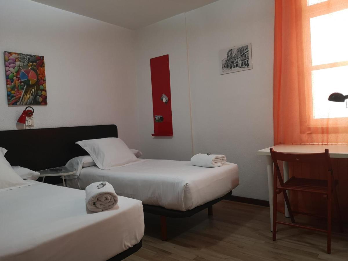 Rias Guest house *