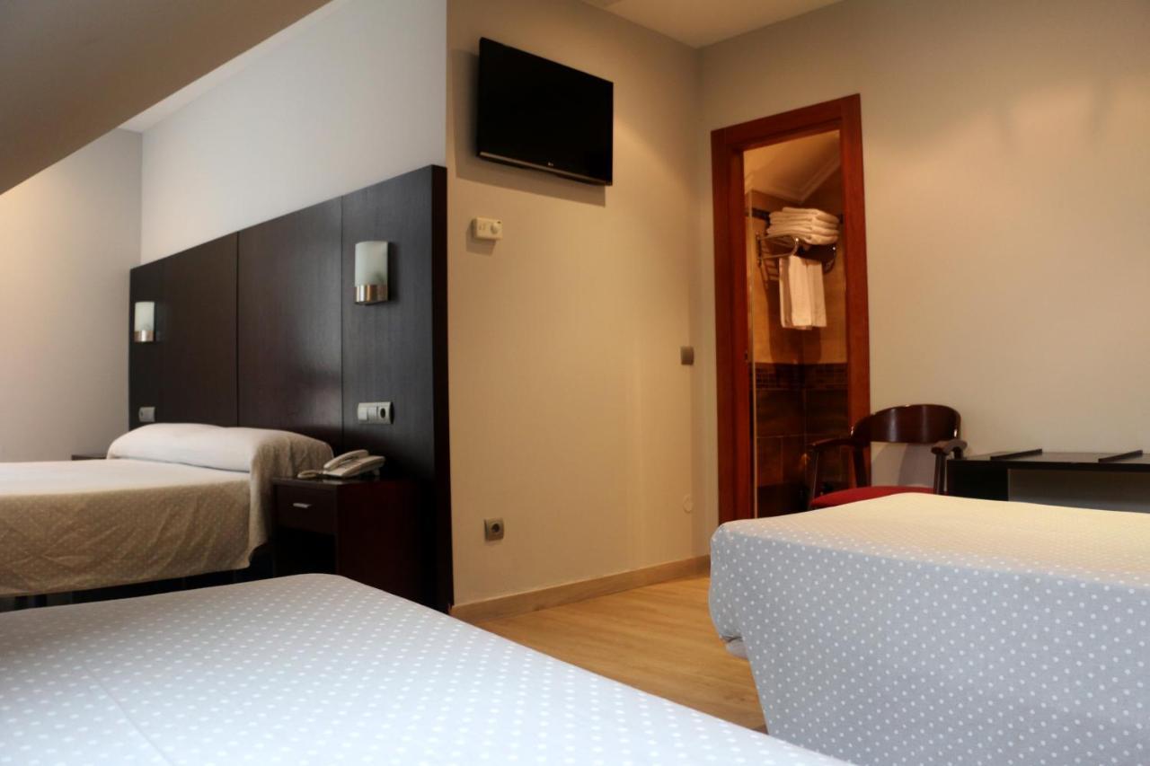 44 Hotel 3*