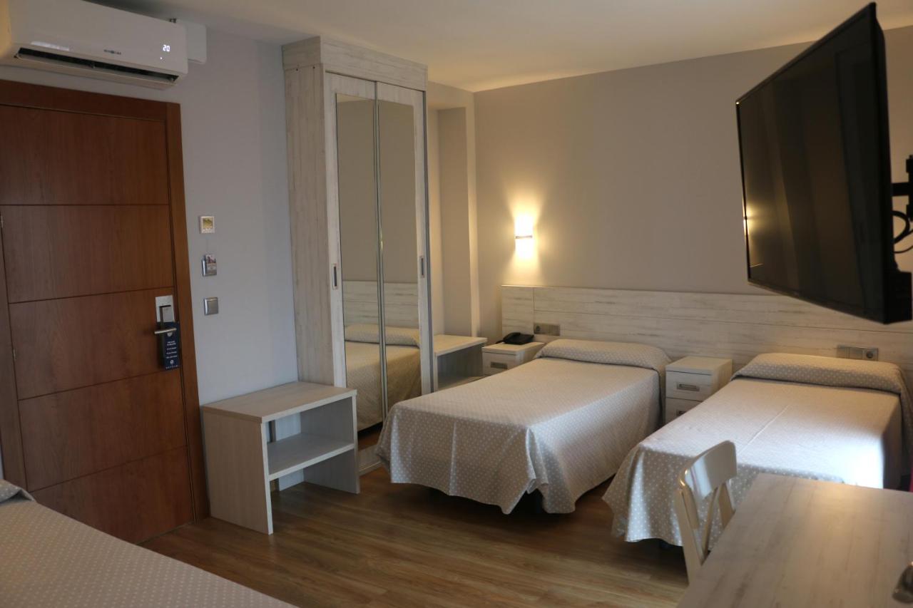 44 Hotel 3*
