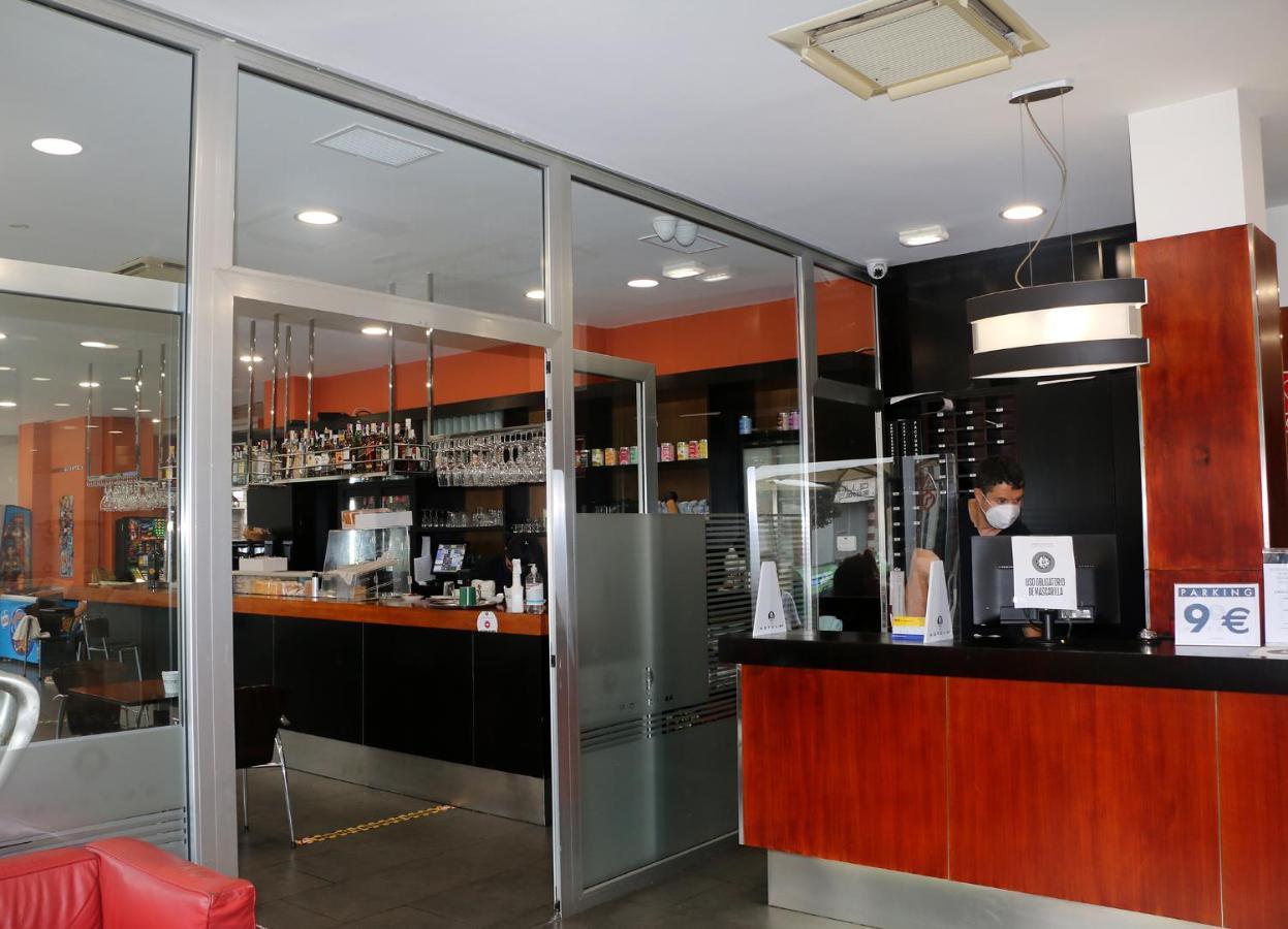 44 Hotel 3*